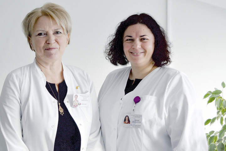 ligoninės direktorė Jovita Seiliuvienė ir jos pavaduotoja Giedrė Girdvainytė